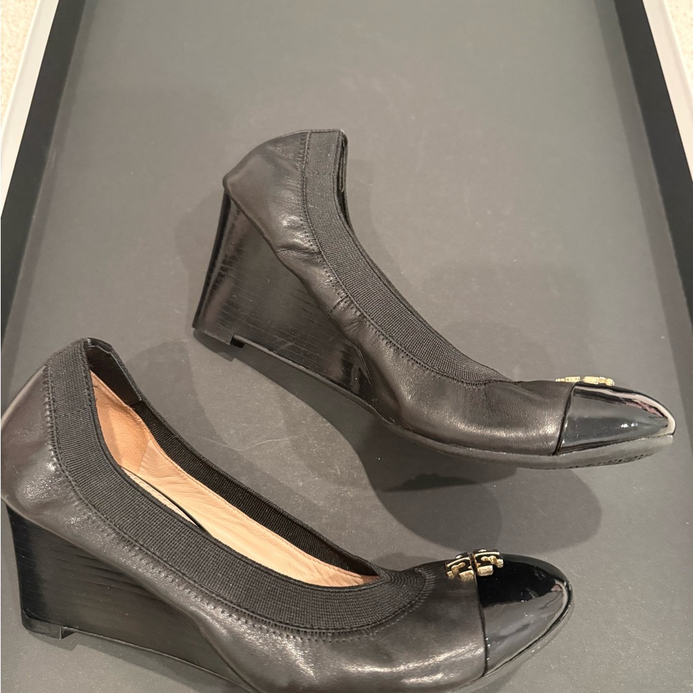Tory Burch Black Leather Wedges with Gold Accent - Picture 2 of 3